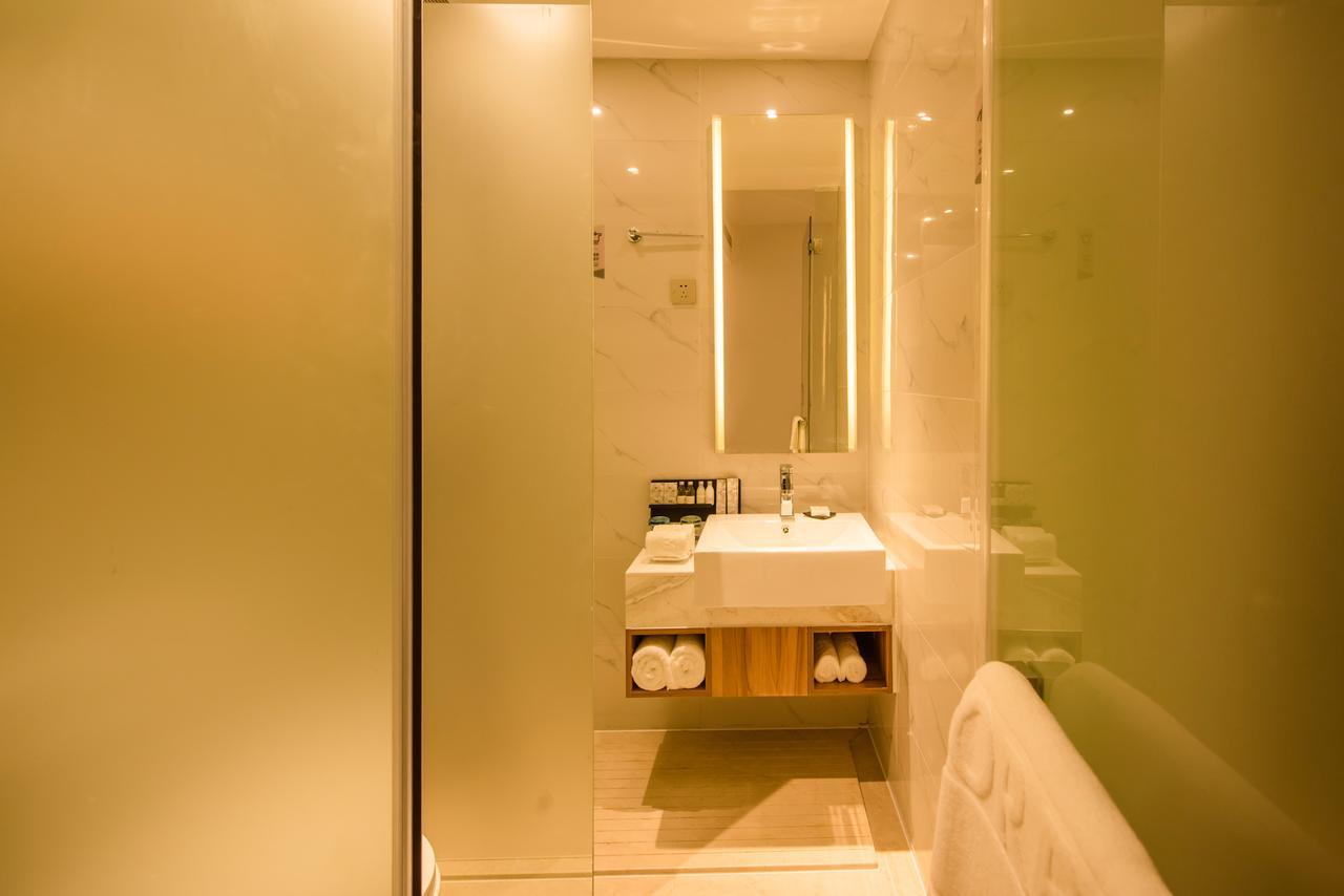 Borrman Hotel Guangzhou Tianhe Sports Center Экстерьер фото